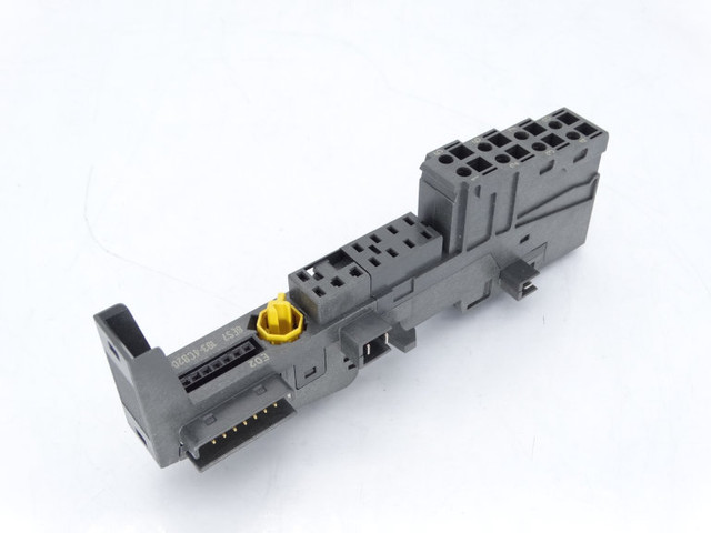Modulo Terminal TM-E15S24-01 for ET 200S - 6ES7193-4CB20-0AA0